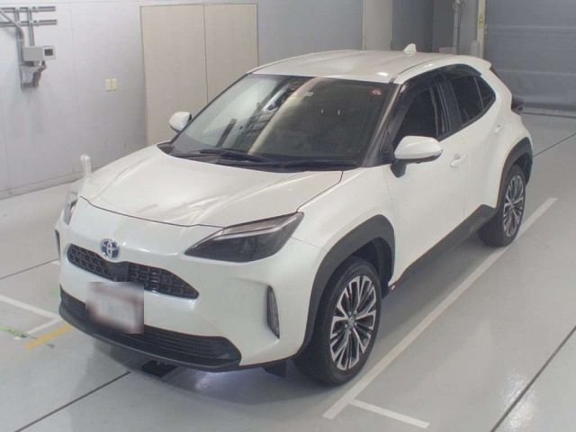 20158 Toyota Yaris cross MXPJ15 2021 г. (CAA Chubu)